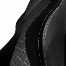 Charger l&#39;image dans la galerie, Chaise de jeu Noblechairs Hero Noir/Blanc Cuir